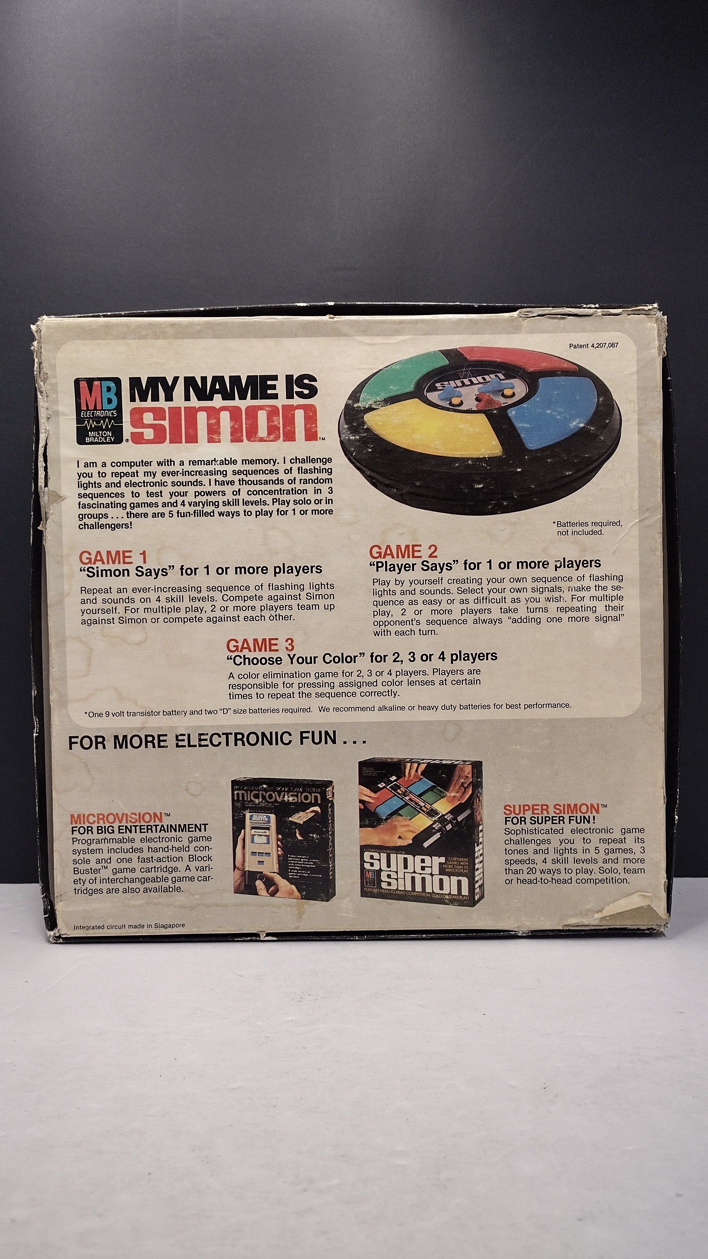 Vintage 1978 Milton Bradley Simon Electronic Memory Game (Complete with Box - Tested & Working)