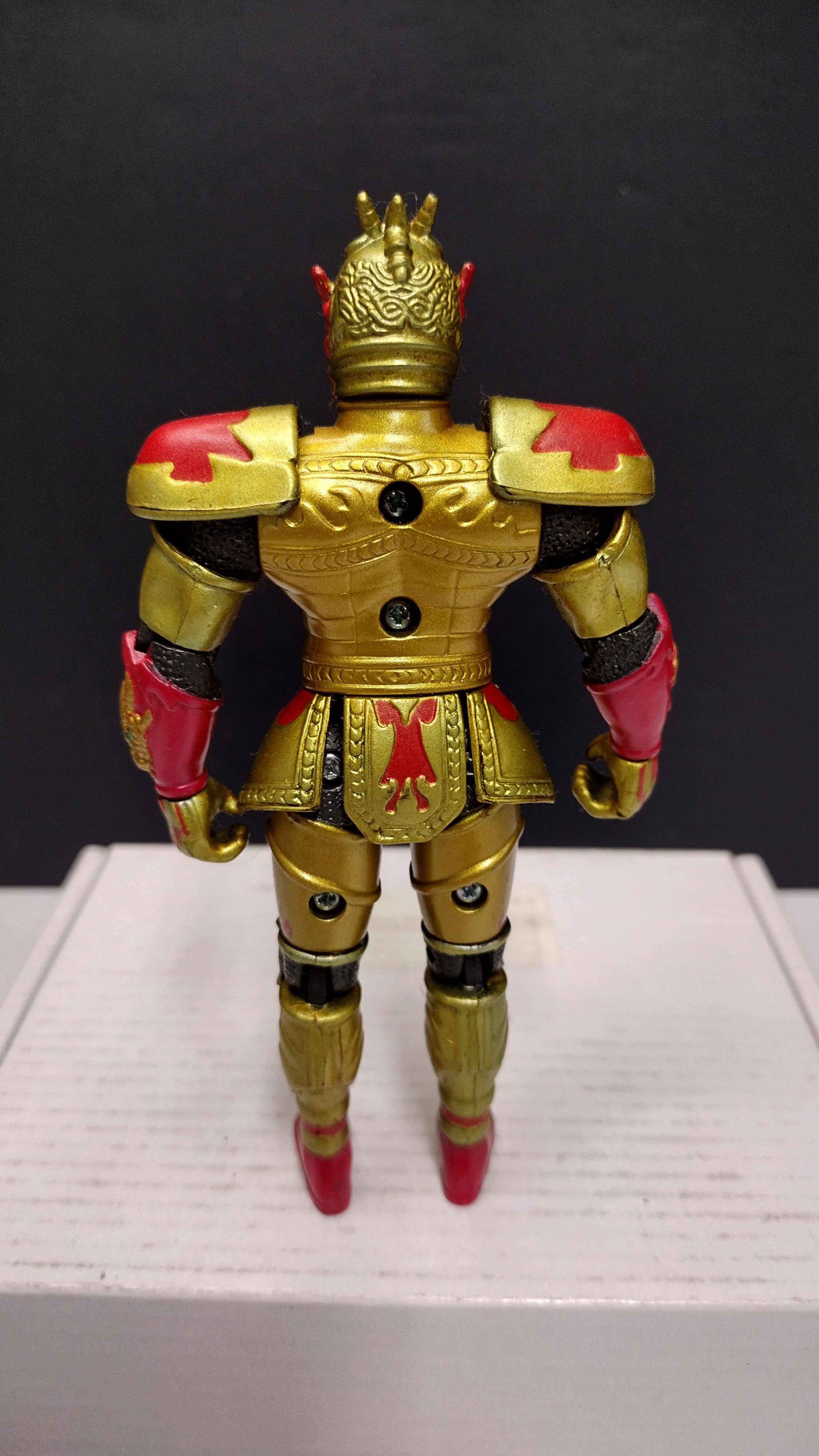 Vintage 1998 Saban's Bandai Mystic Knights of Tir Na Nog Rohan (Loose with Great Hall Castle Pop-Up)