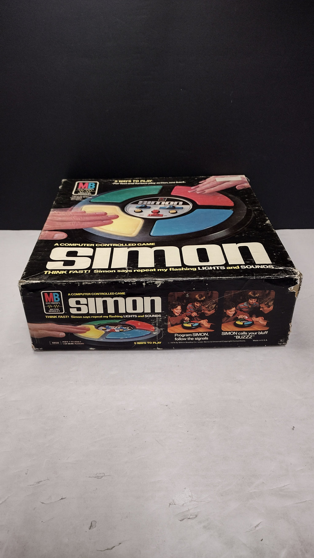 Vintage 1978 Milton Bradley Simon Electronic Memory Game (Complete with Box - Tested & Working)