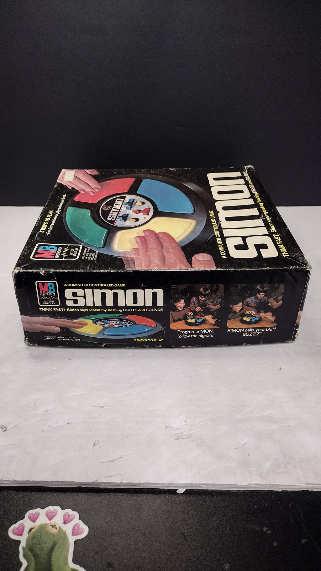 Vintage 1978 Milton Bradley Simon Electronic Memory Game (Complete with Box - Tested & Working)