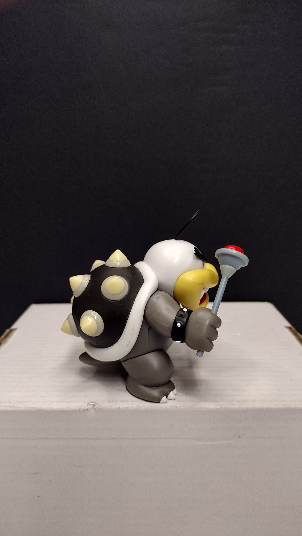 Super Mario Jakks Pacific 2.5" Morton Koopaling with Wand  (2022) — RARE!