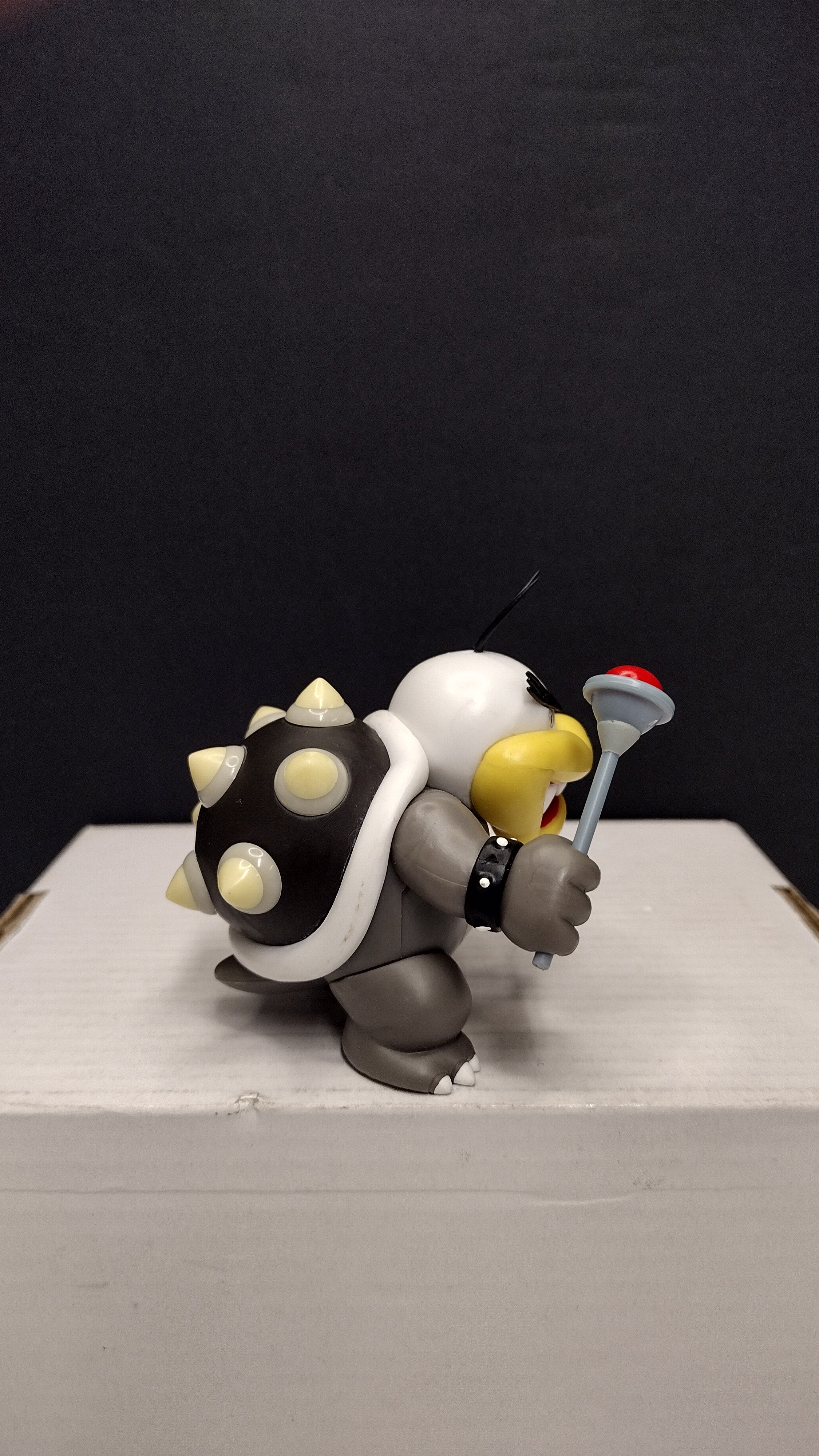 Super Mario Jakks Pacific 2.5" Morton Koopaling with Wand  (2022) — RARE!