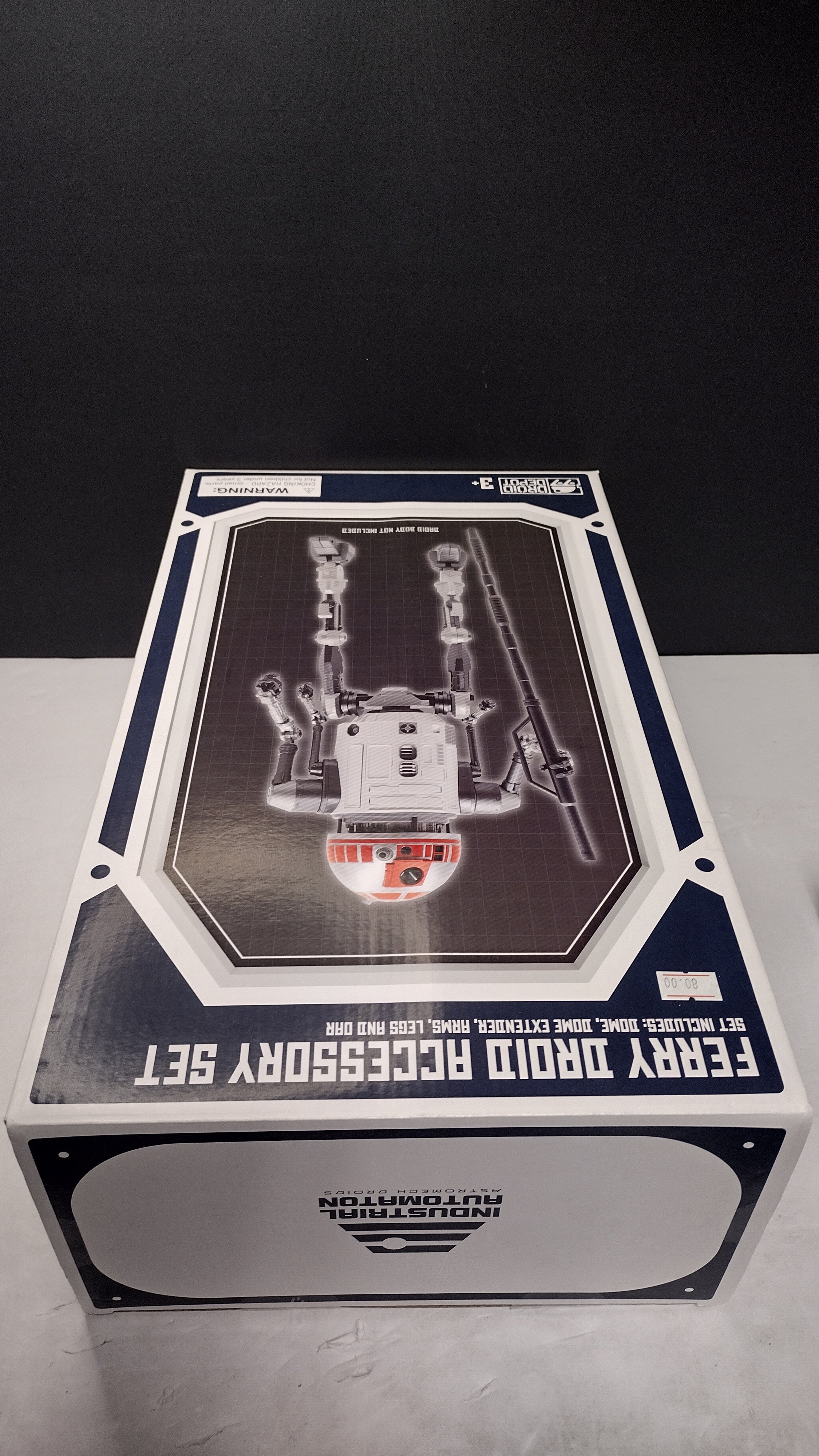Modern Star Wars Galaxy's Edge Droid Depot Ferry Droid Accessory Set (Factory Sealed in Box)