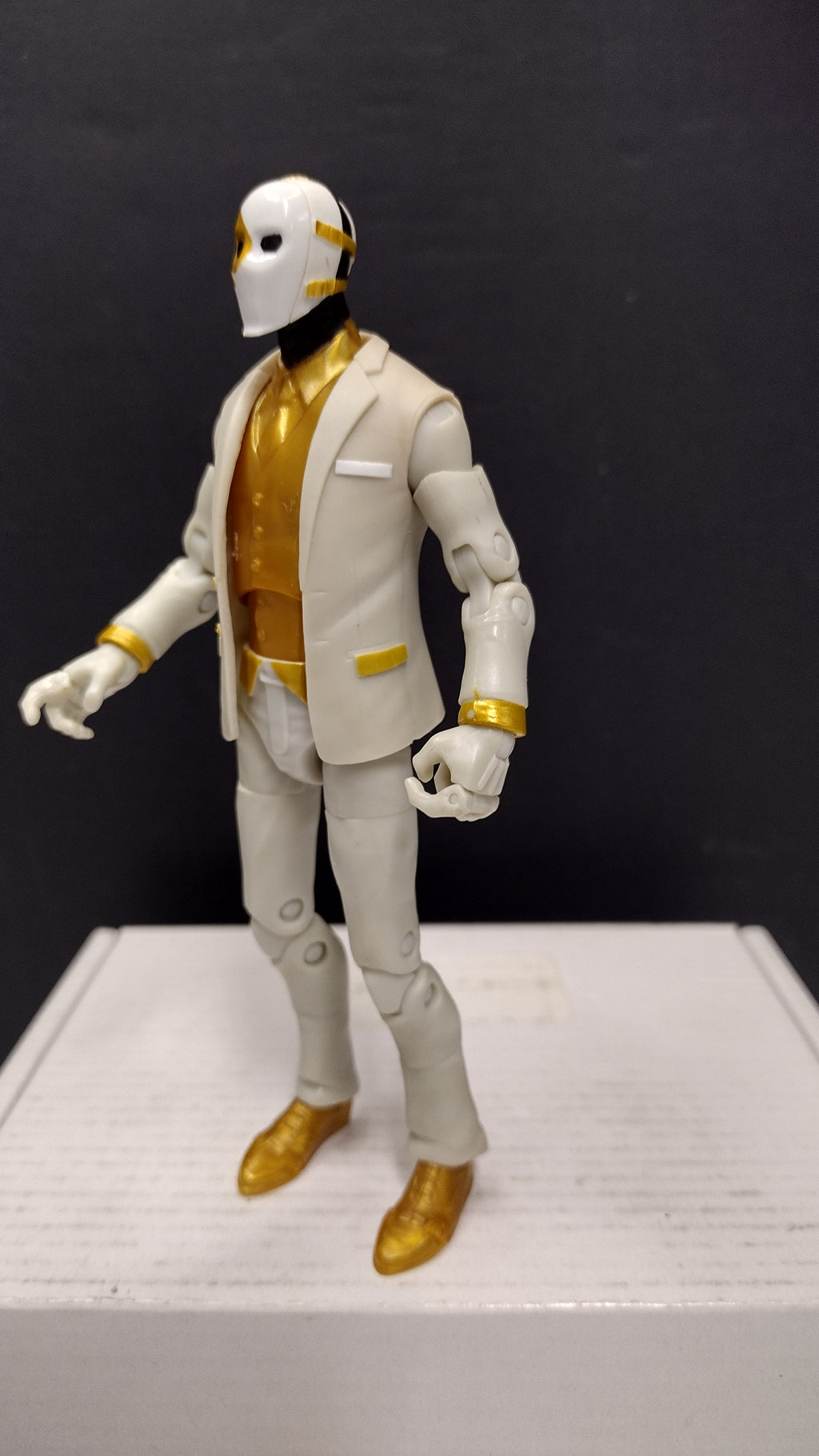 2019 Jazwares Fortnite Legendary Series 6" Double Agent Wildcard Figure (Loose)