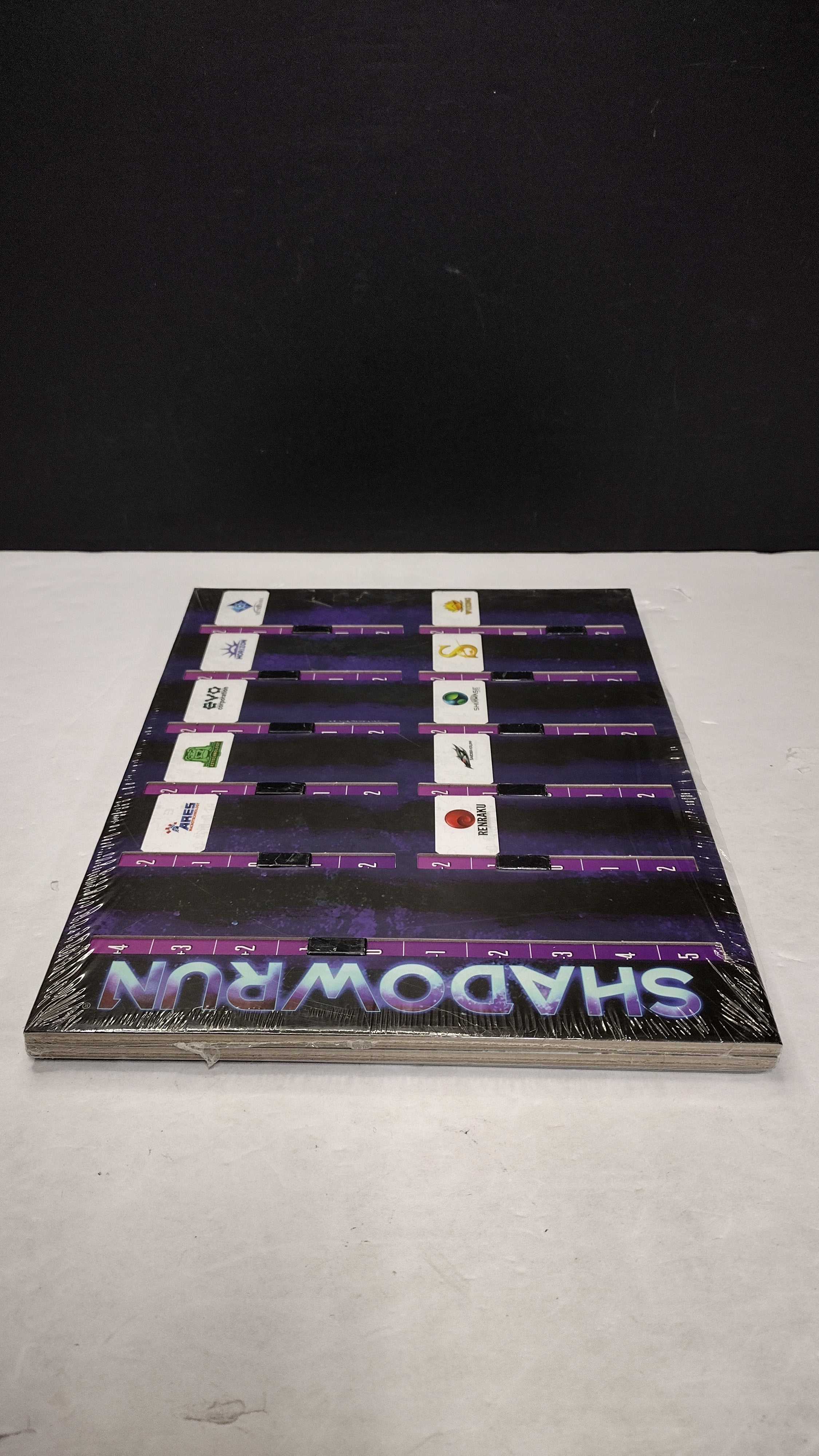Shadowrun RPG (6th Edition) - Gamemaster Screen. Catalyst Game Labs  New, Sealed