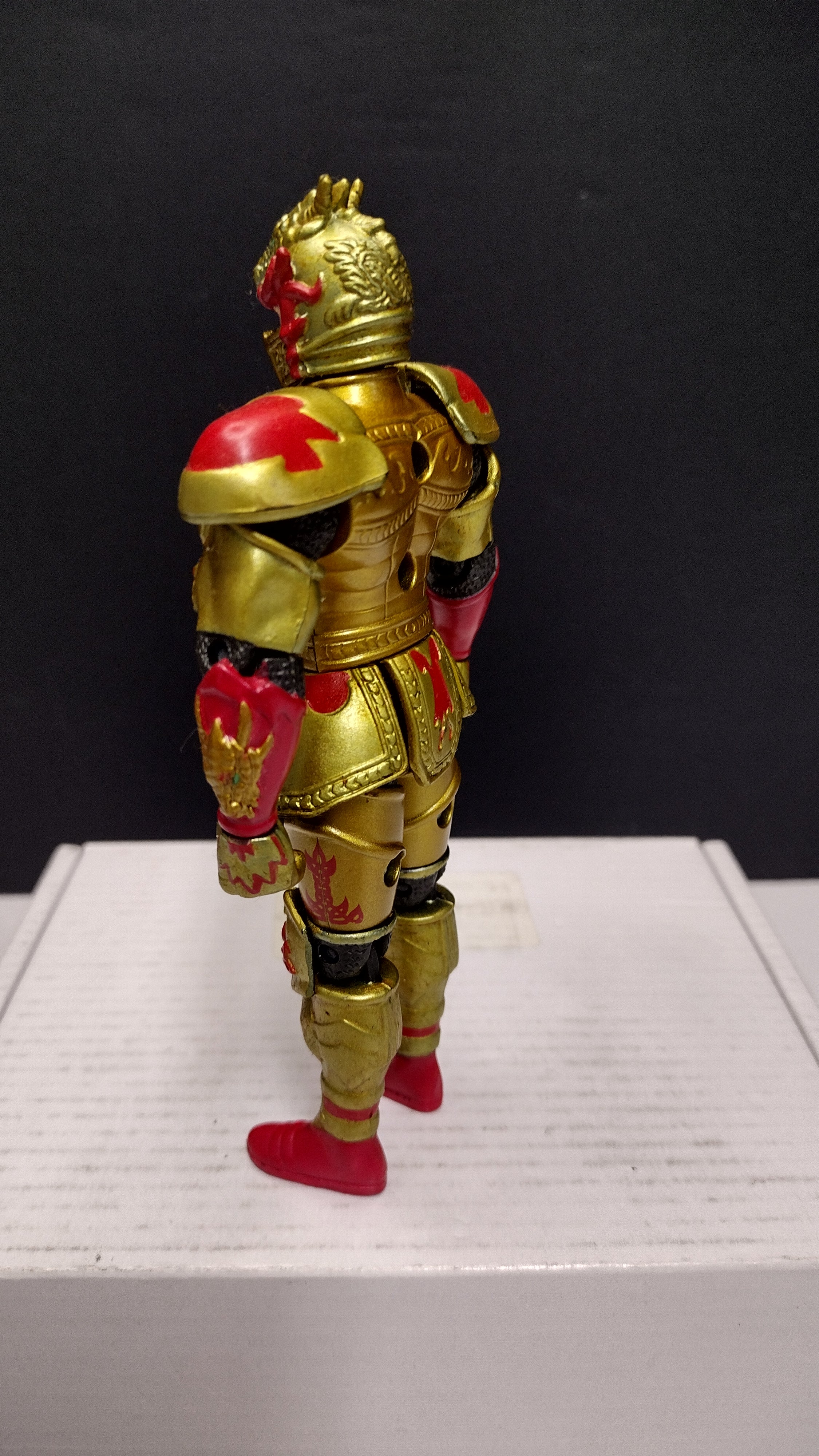 Vintage 1998 Saban's Bandai Mystic Knights of Tir Na Nog Rohan (Loose with Great Hall Castle Pop-Up)