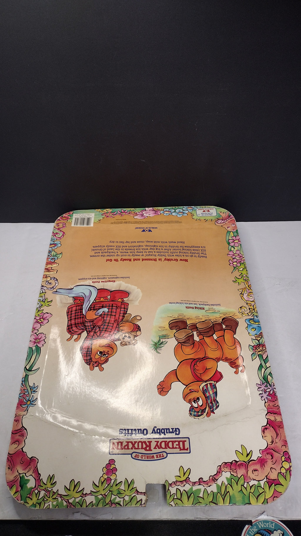 Vintage 1987 Worlds of Wonder Grubby Caterpillar Hiking Outfit & Shoes Set (Teddy Ruxpin - Sealed Card)