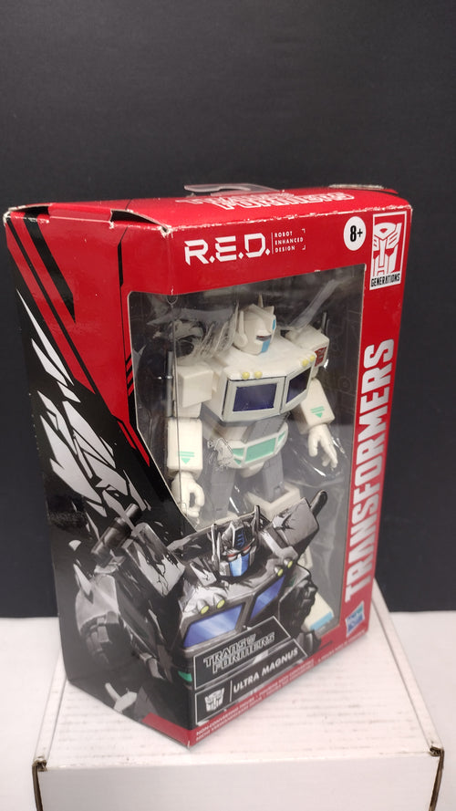 2021 Transformers R.E.D. Series Ultra Magnus 6" Figure (Open Box / Complete)