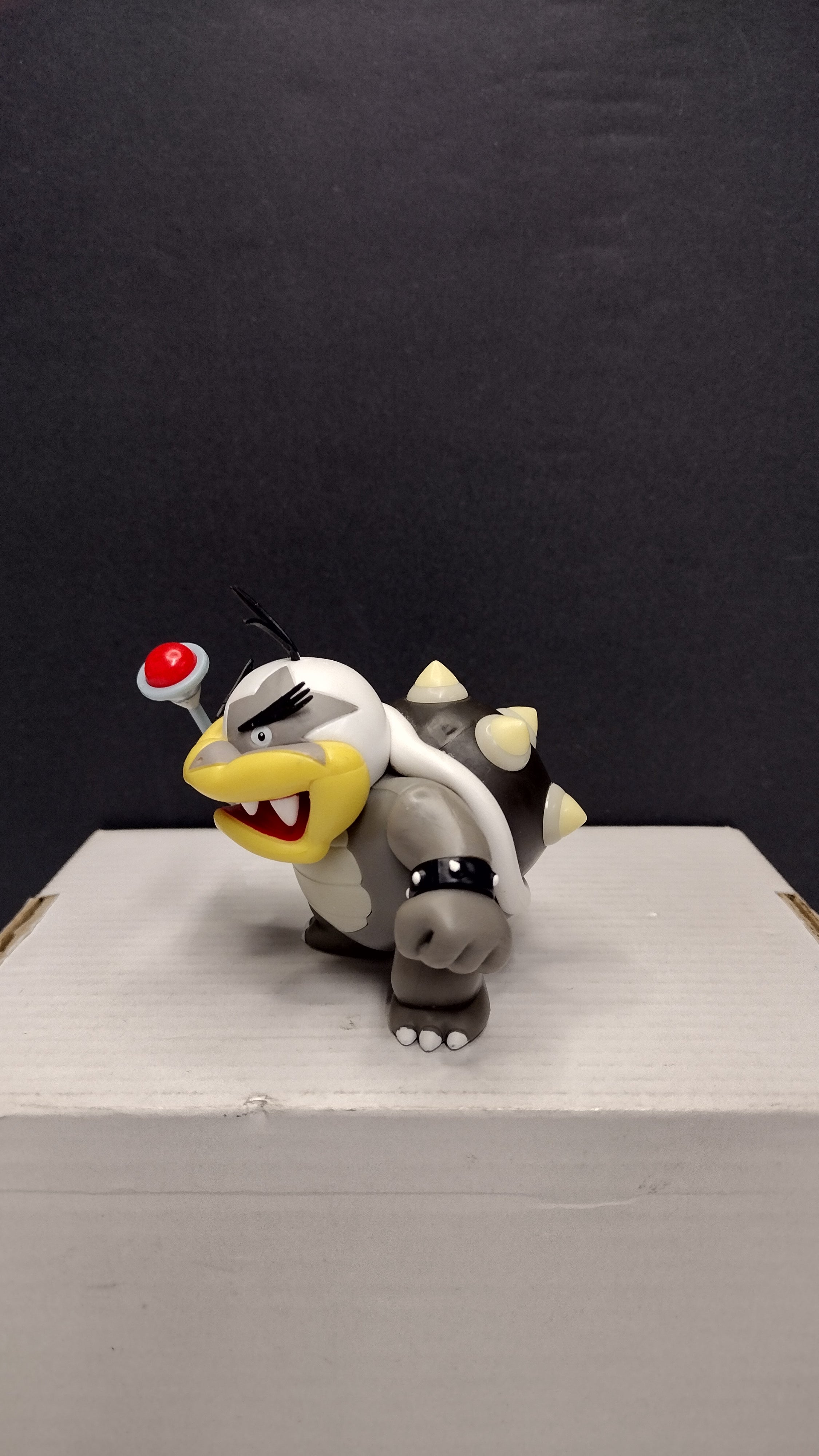 Super Mario Jakks Pacific 2.5" Morton Koopaling with Wand  (2022) — RARE!