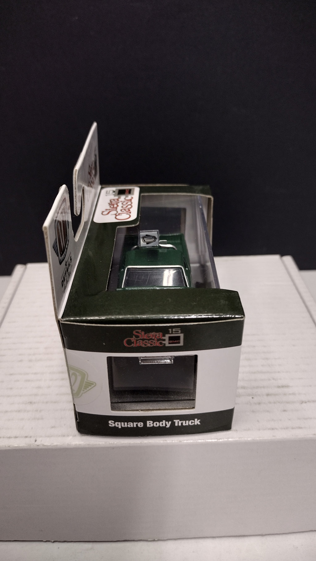 Modern 2020s M2 Machines Sierra Classic 1976 GMC Sierra Grande 15 4x4 (Green/White) 1:64 (New in Acrylic Box - Factory Sealed)