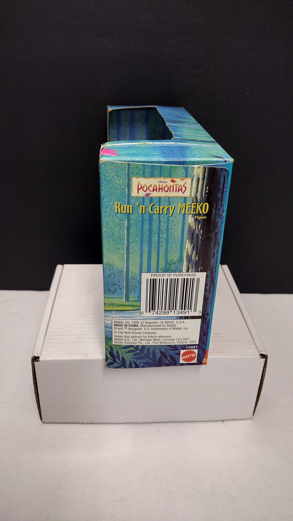 Vintage 1995 Mattel Disney’s Pocahontas: "Run 'n Carry" Meeko Action Figure – Brand New / Factory Sealed (Slight Card Bowing)