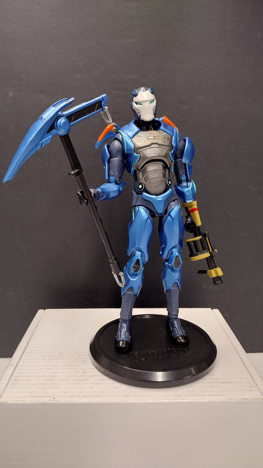 2019 McFarlane Toys Fortnite Series 1 Carbide 7" Premium Action Figure (Loose & Complete)