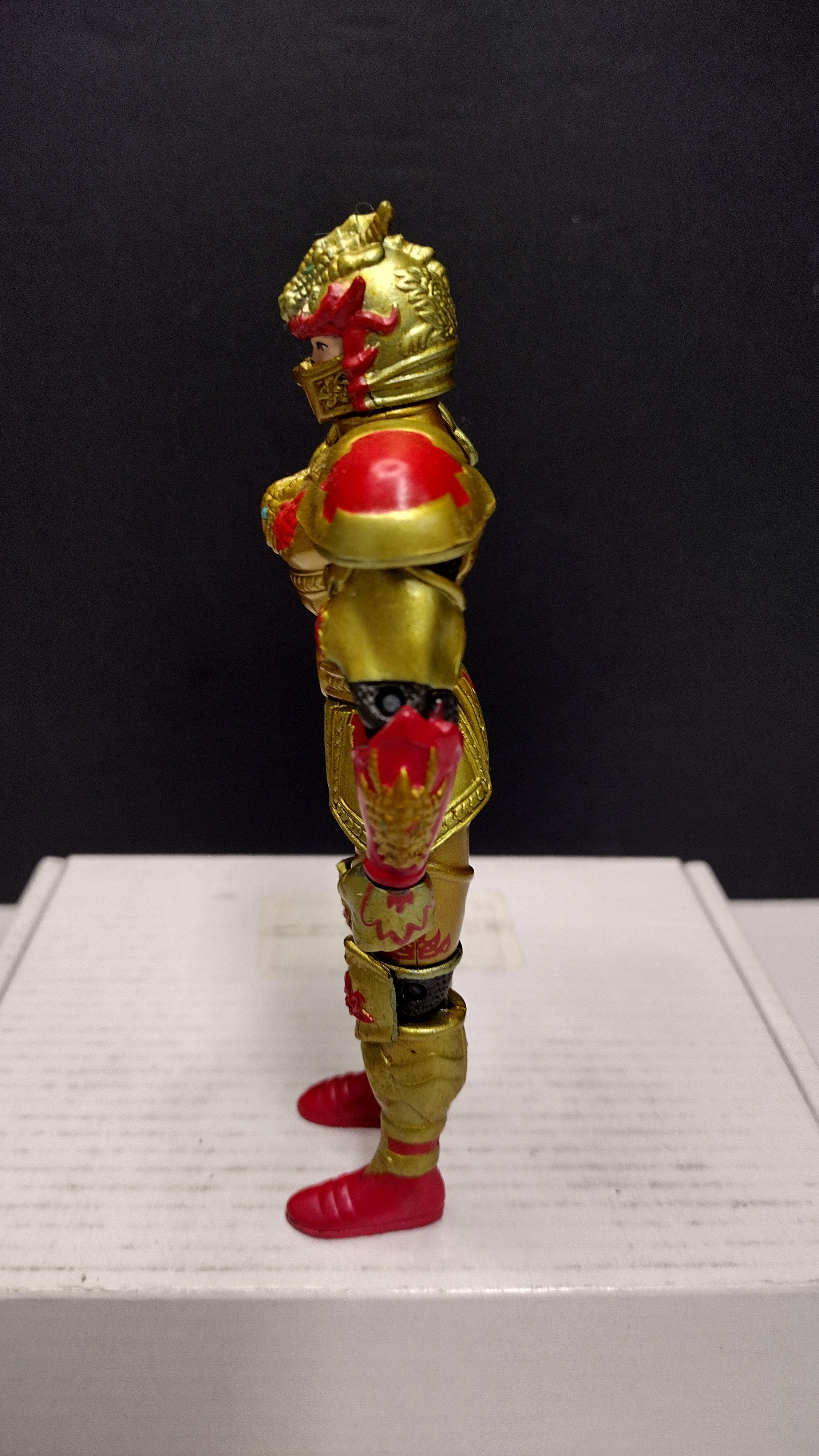 Vintage 1998 Saban's Bandai Mystic Knights of Tir Na Nog Rohan (Loose with Great Hall Castle Pop-Up)