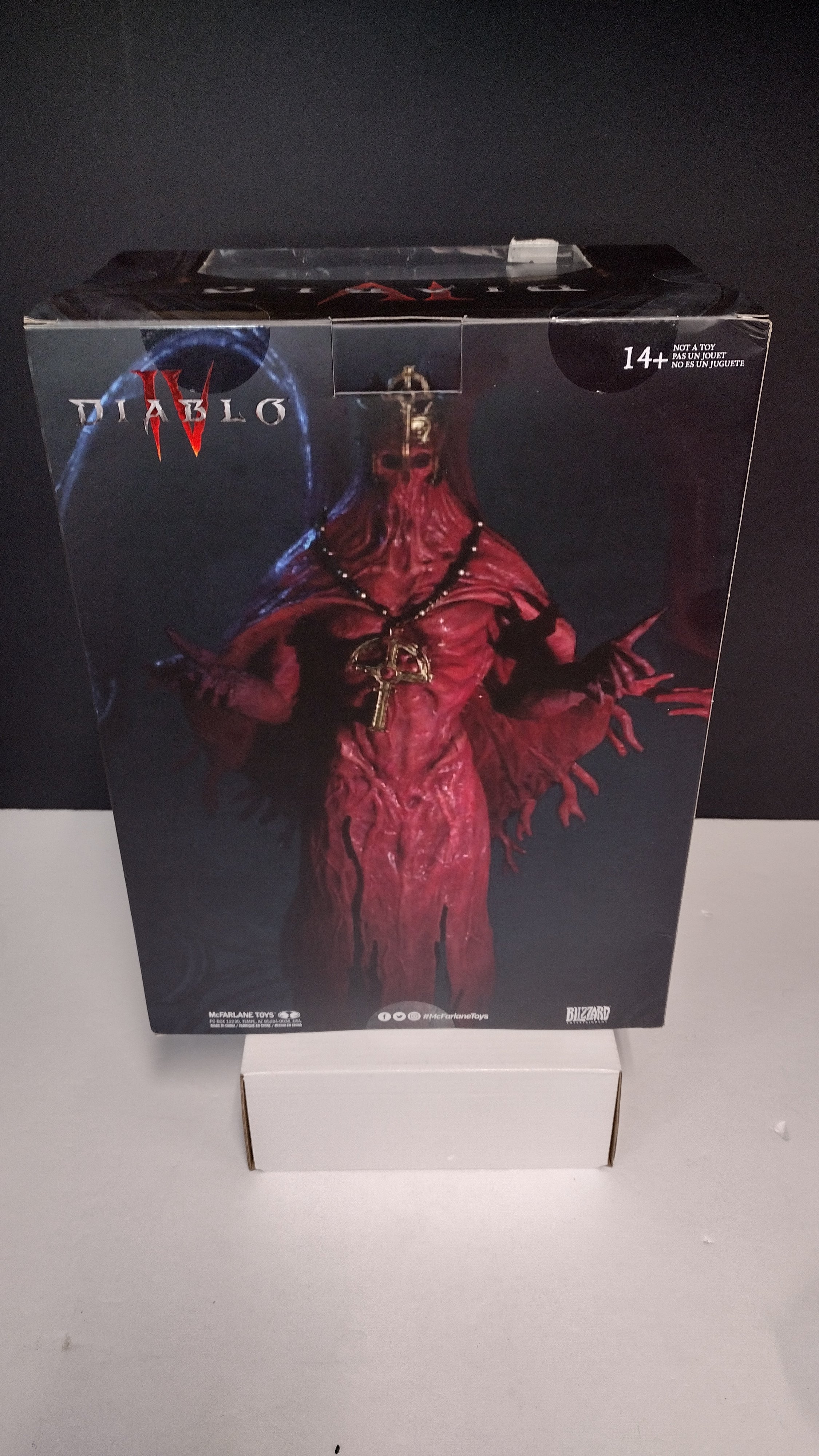 Blood Bishop Diablo IV 12" McFarlane with Mystery Weapons