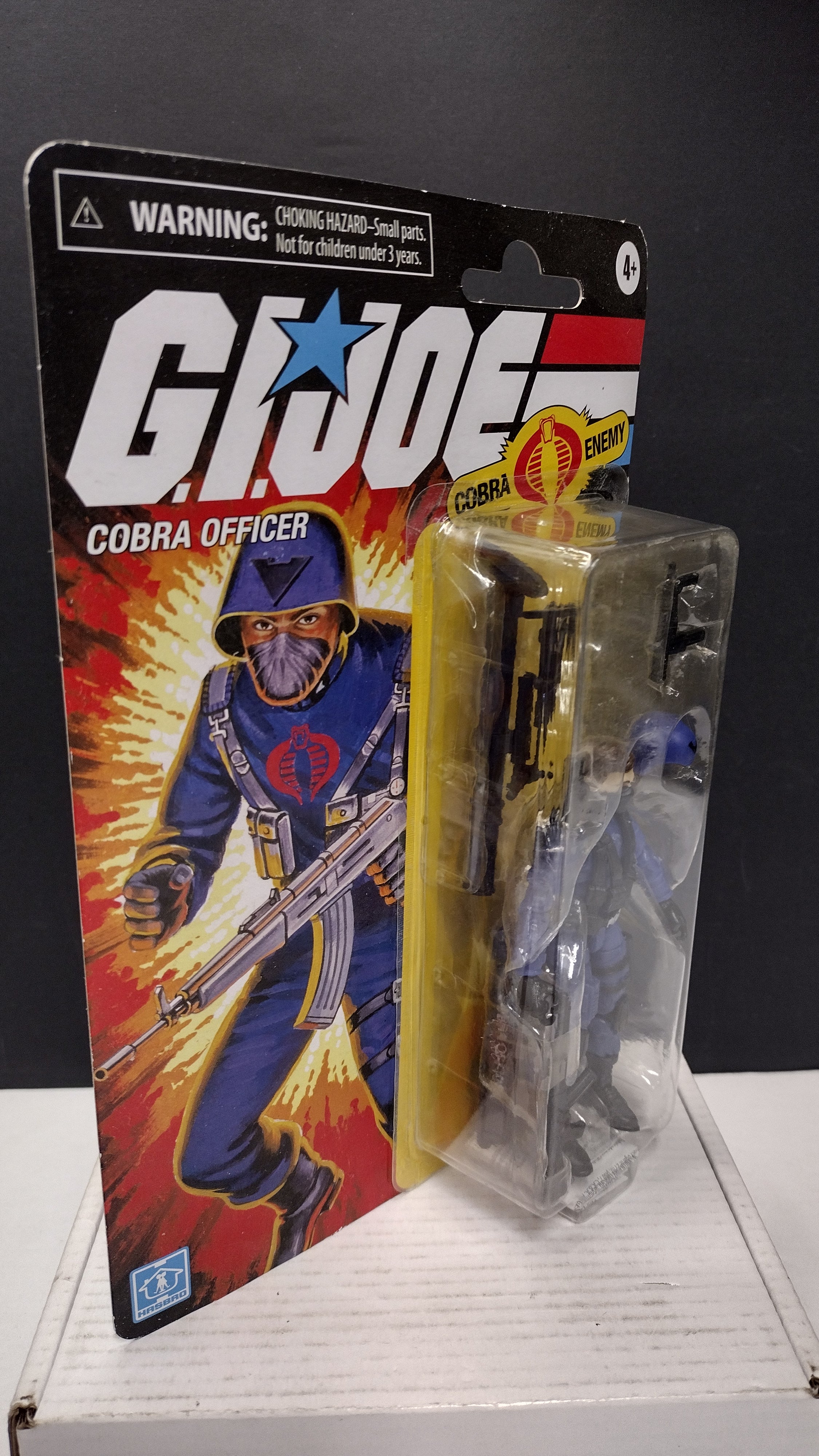 Hasbro G.I. Joe Retro Collection Cobra Officer 3.75" Action Figure (Walmart Exclusive - On Card, Right side Bubble Lift)