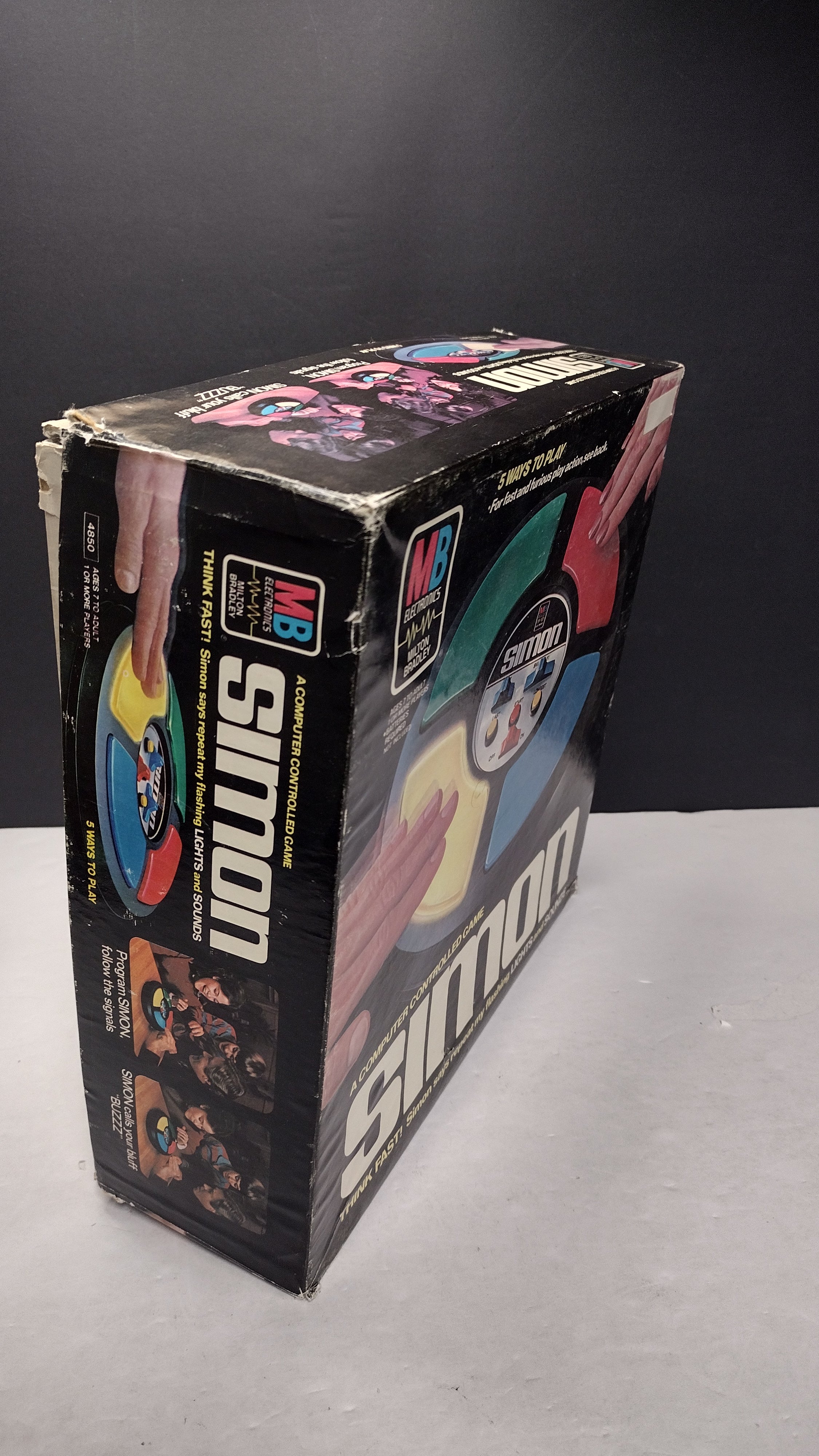 Vintage 1978 Milton Bradley Simon Electronic Memory Game (Complete with Box - Tested & Working)