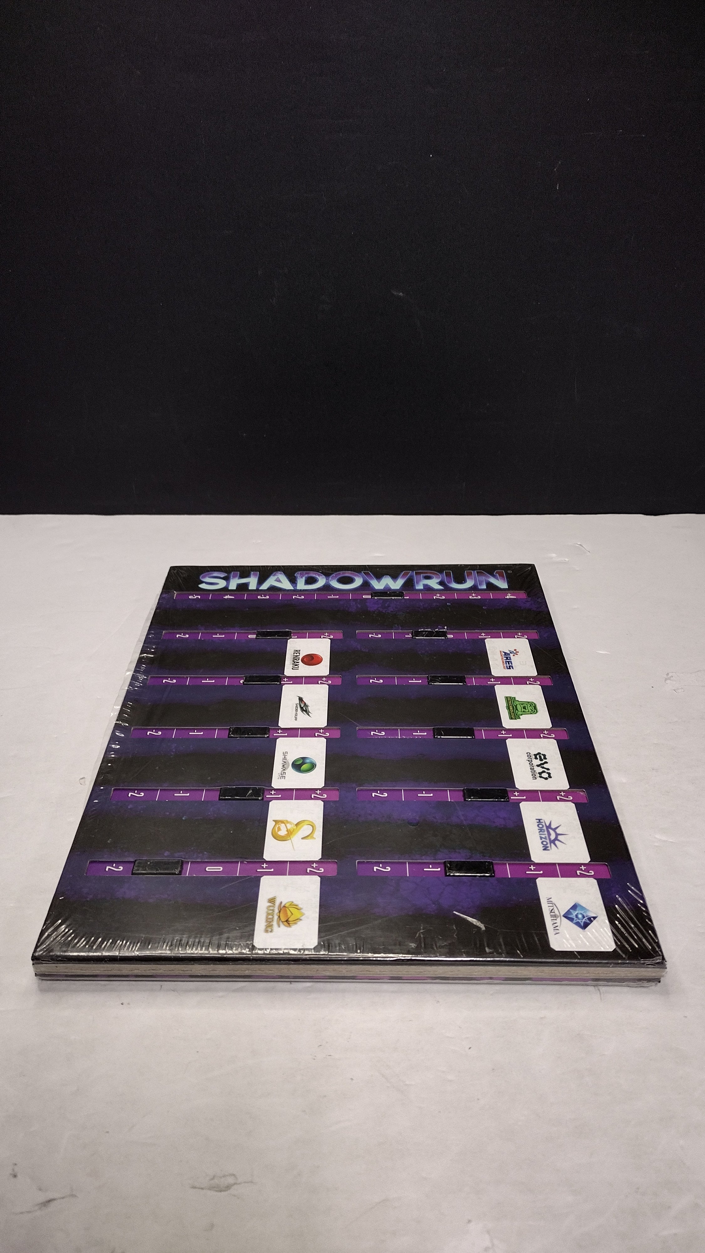 Shadowrun RPG (6th Edition) - Gamemaster Screen. Catalyst Game Labs  New, Sealed