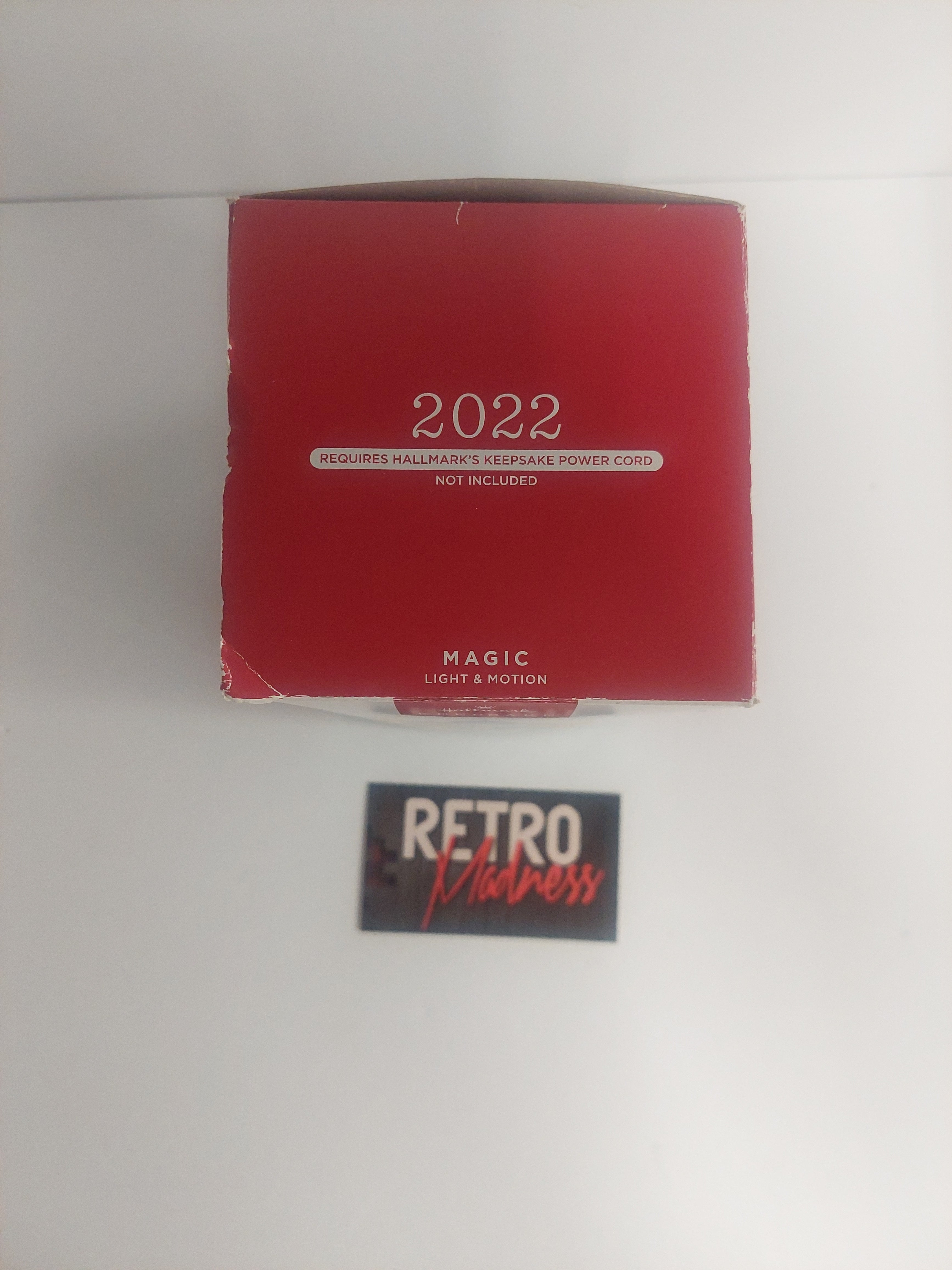 Hallmark Keepsake Disney Winnie the Pooh A Smallish Gift Ornament