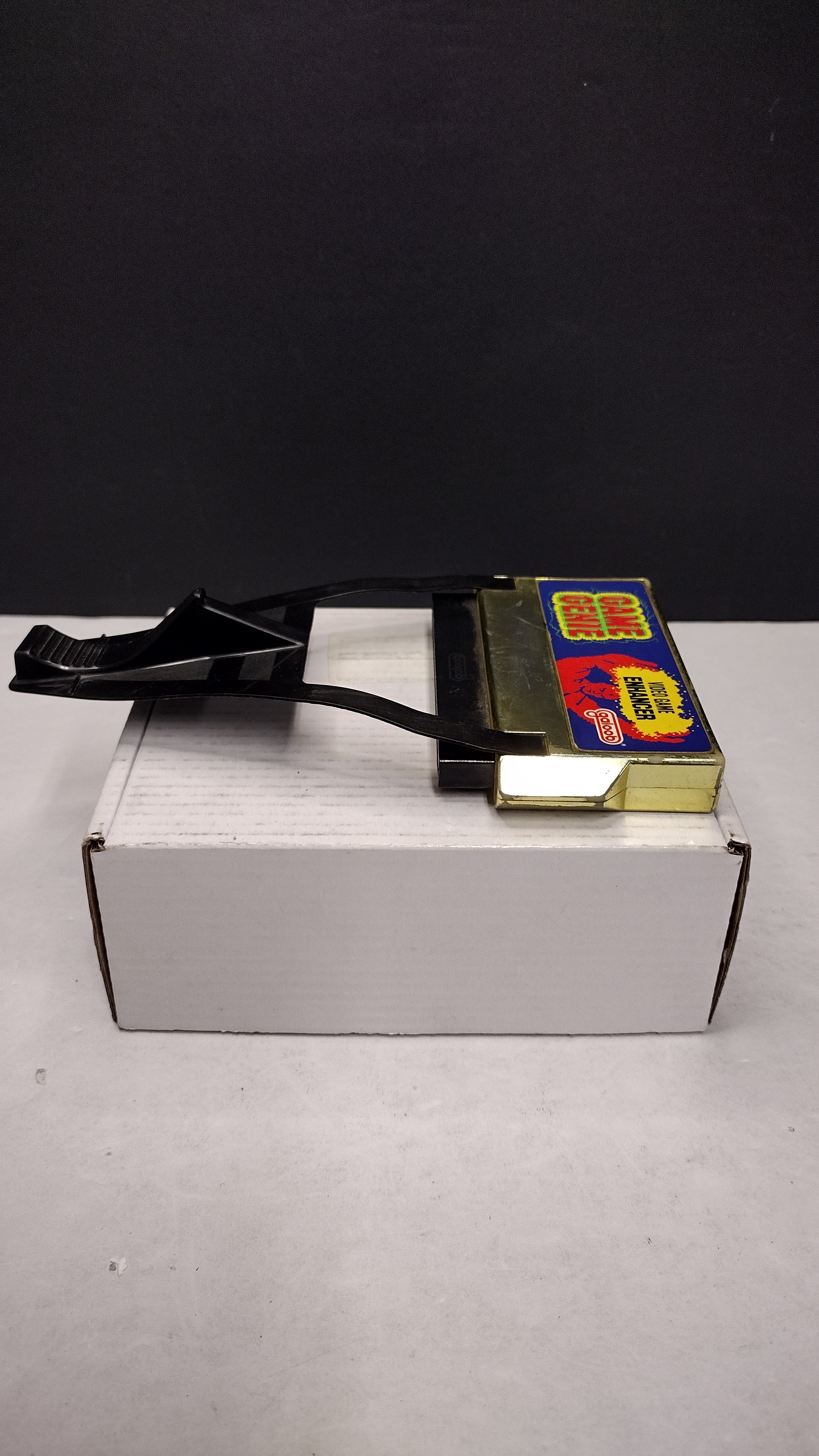 Vintage 1991 Lewis Galoob Nintendo NES Game Genie Pass-Through Cartridge (Loose - Tested & Working)