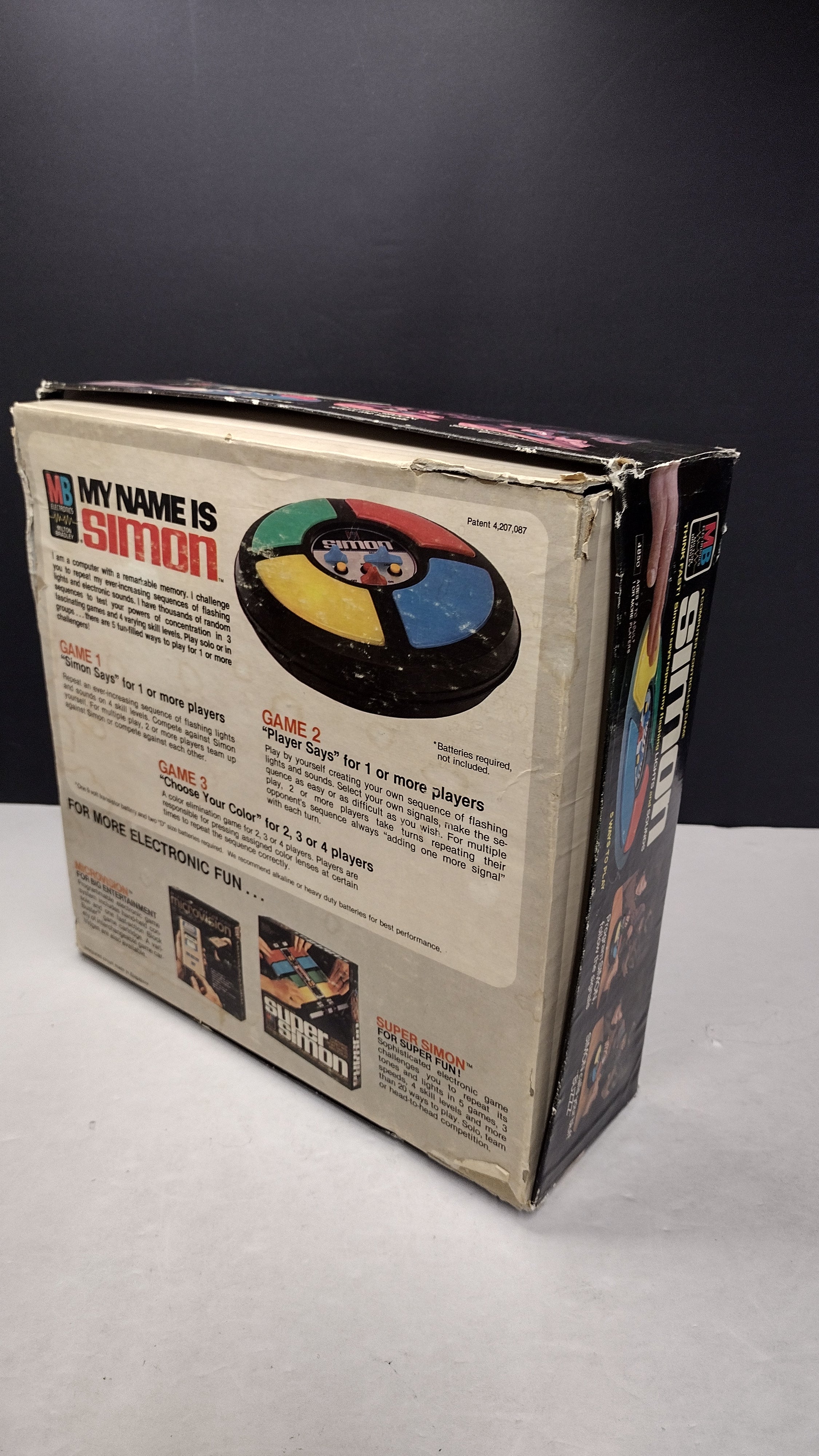 Vintage 1978 Milton Bradley Simon Electronic Memory Game (Complete with Box - Tested & Working)