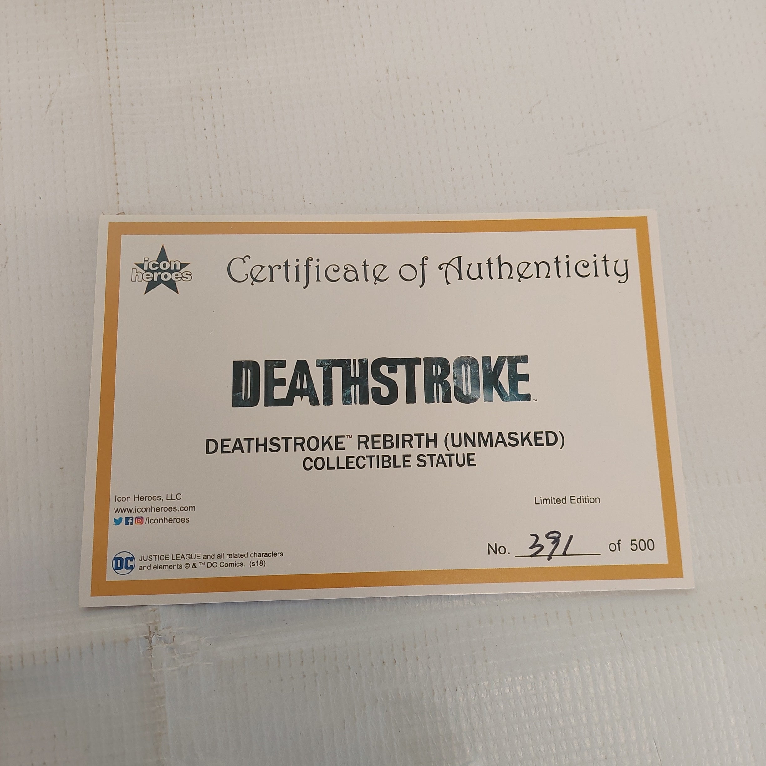 Icon Heroes Deathstroke Rebirth Collectible Statue